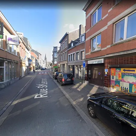 De Luxe Afrik A Grande Sale De Bain Privee Check In Autonome Cuisine Partagee بيت ضيافة 3*