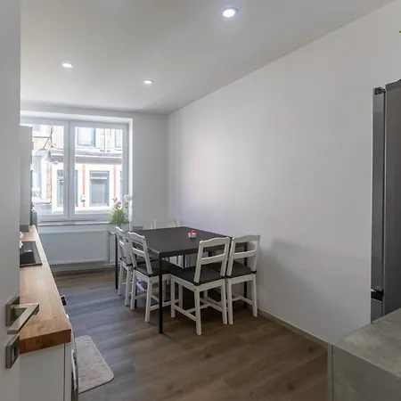 De Luxe Afrik A Grande Sale De Bain Privee Check In Autonome Cuisine Partagee لييج