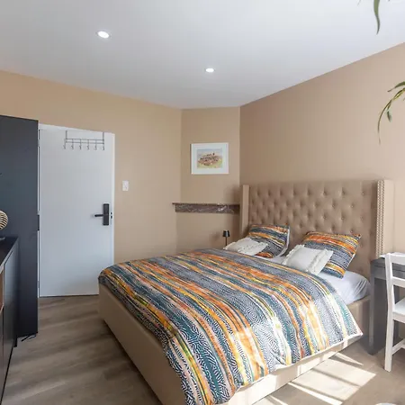 بيت ضيافة De Luxe Afrik A Grande Sale De Bain Privee Check In Autonome Cuisine Partagee لييج