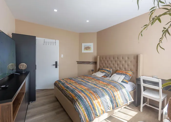 Gasthof De Luxe Afrik A Grande Sale De Bain Privee Check In Autonome Cuisine Partagee Lüttich