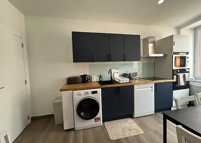 De Luxe Afrik A Grande Sale De Bain Privee Check In Autonome Cuisine Partagee Lüttich